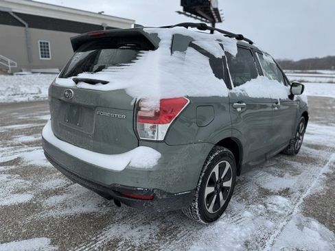 Used 2018 Subaru Forester 2.5i Limited image 13