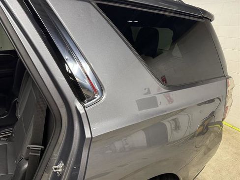 Used 2021 Chevrolet Tahoe LT w/ Luxury Package AWD/4WD image 29