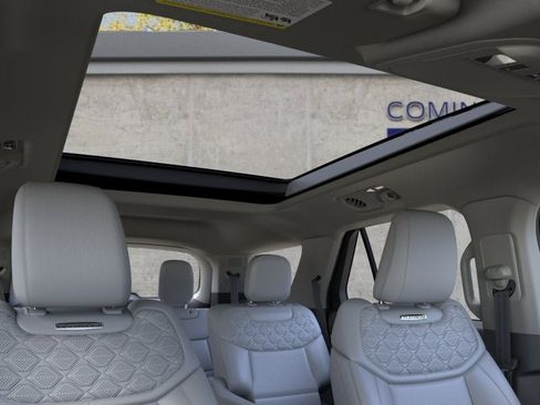 New 2026 Ford Explorer Platinum AWD/4WD image 22
