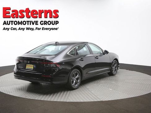 Used 2023 Honda Accord EX image 30