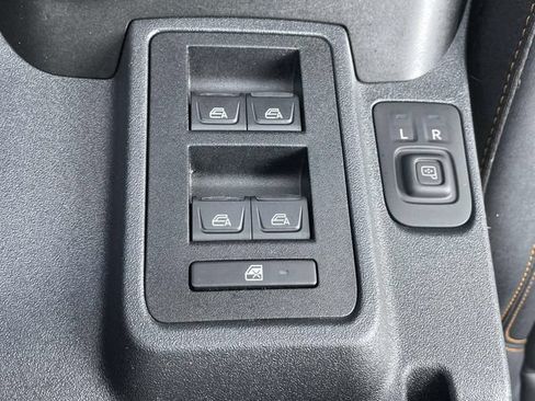 Used 2023 Ford Bronco Badlands AWD/4WD image 22