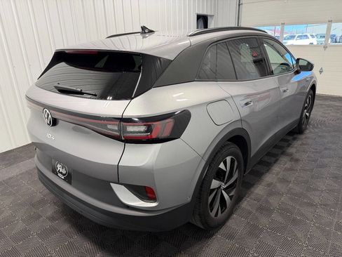 Used 2023 Volkswagen ID.4 Pro image 4