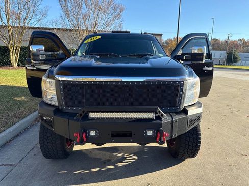 Used 2013 Chevrolet Silverado 2500 LT w/ Suspension Package, Off-Road image 9