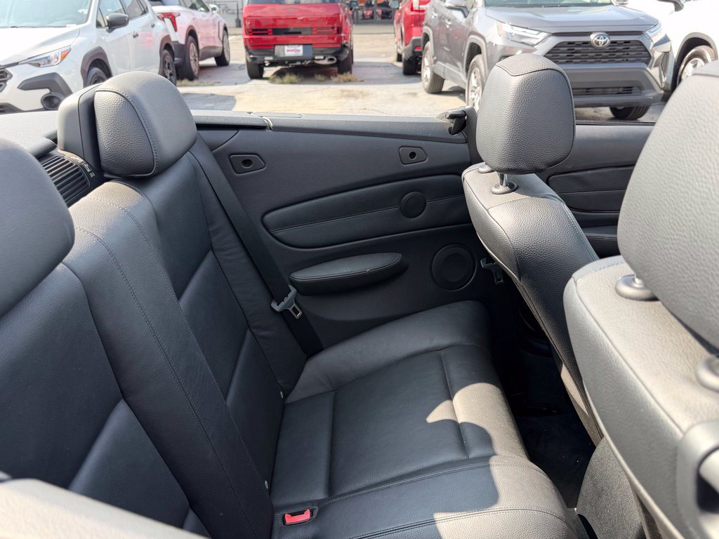 Used 2009 BMW 135i Convertible RWD image 20