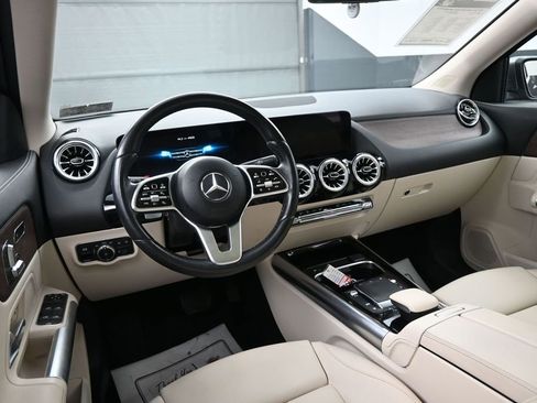 Used 2023 Mercedes-Benz GLA 250 4MATIC image 28
