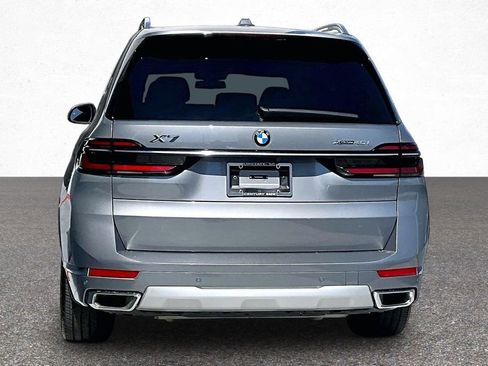 Used 2024 BMW X7 xDrive40i w/ Parking Assistance Package image 6