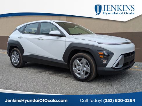 New 2026 Hyundai Kona SE image 1