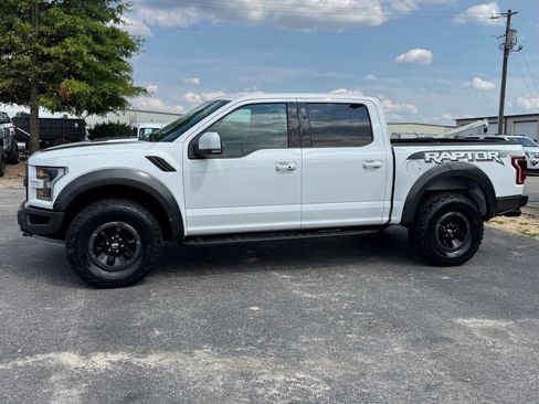 Used 2018 Ford F150 Raptor w/ Equipment Group 802A Luxury AWD/4WD image 4