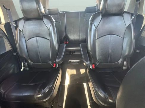 Used 2014 GMC Acadia SLT AWD/4WD image 19