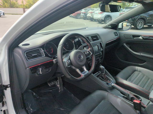 Used 2018 Volkswagen Jetta GLI FWD image 13