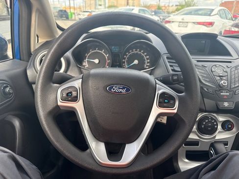 Used 2018 Ford Fiesta SE image 13