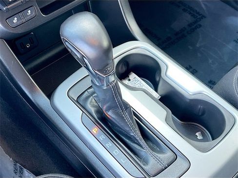 Used 2021 Chevrolet Colorado ZR2 image 16