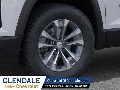 New 2026 Chevrolet Equinox LT FWD image 9