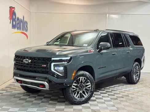 New 2026 Chevrolet Suburban Z71 AWD/4WD image 2