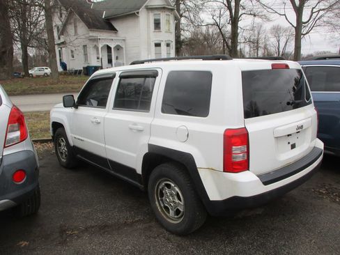 Used 2012 Jeep Patriot Sport w/ PWR Value Group image 3