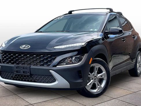 Used 2023 Hyundai Kona SEL AWD/4WD image 2