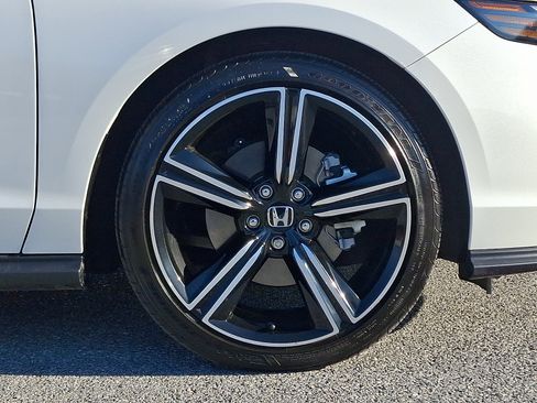 Used 2023 Honda Accord Sport image 8