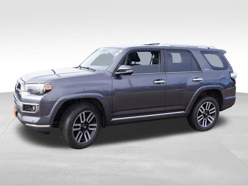 Used 2018 Toyota 4Runner Limited image 10