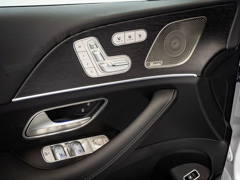 New 2026 Mercedes-Benz GLS 450 4MATIC image 24