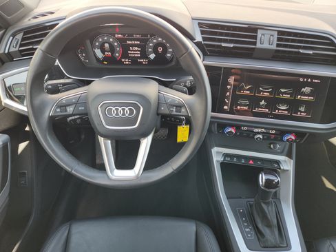 Used 2025 Audi Q3 2.0T Premium AWD/4WD image 29