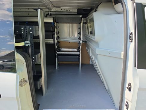 Used 2023 Ford Transit Connect XL FWD image 14