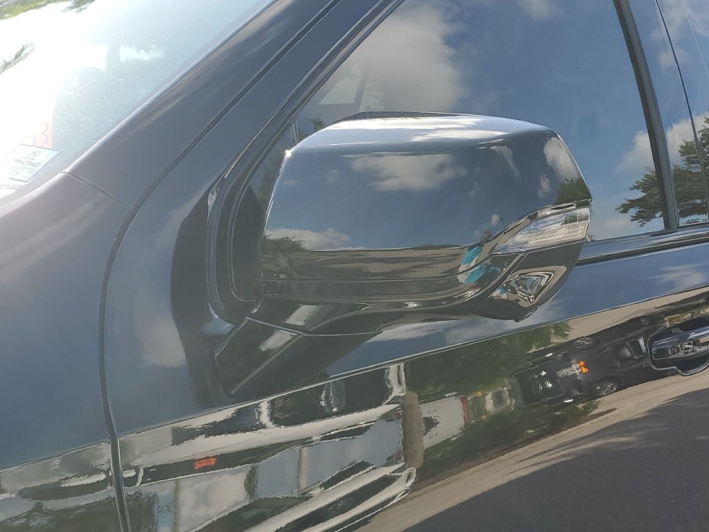 Used 2025 Cadillac Escalade Sport Platinum AWD/4WD image 15