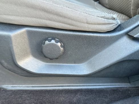 Used 2016 Ford F150 XLT image 13