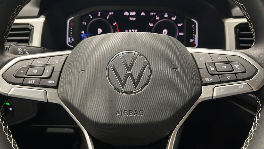 Used 2023 Volkswagen Atlas Cross Sport SE w/ Panoramic Sunroof Package AWD/4WD image 16