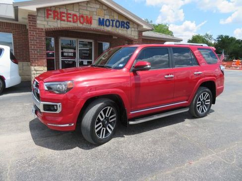 Used 2022 Toyota 4Runner Limited AWD/4WD image 9