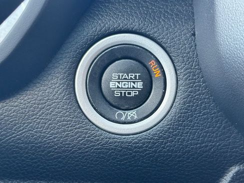 Used 2022 RAM 3500 Laramie AWD/4WD image 31