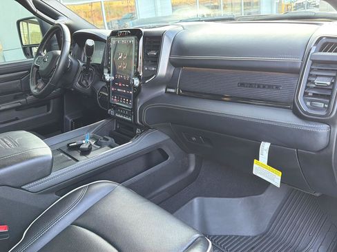 Used 2024 RAM 3500 Limited AWD/4WD image 8