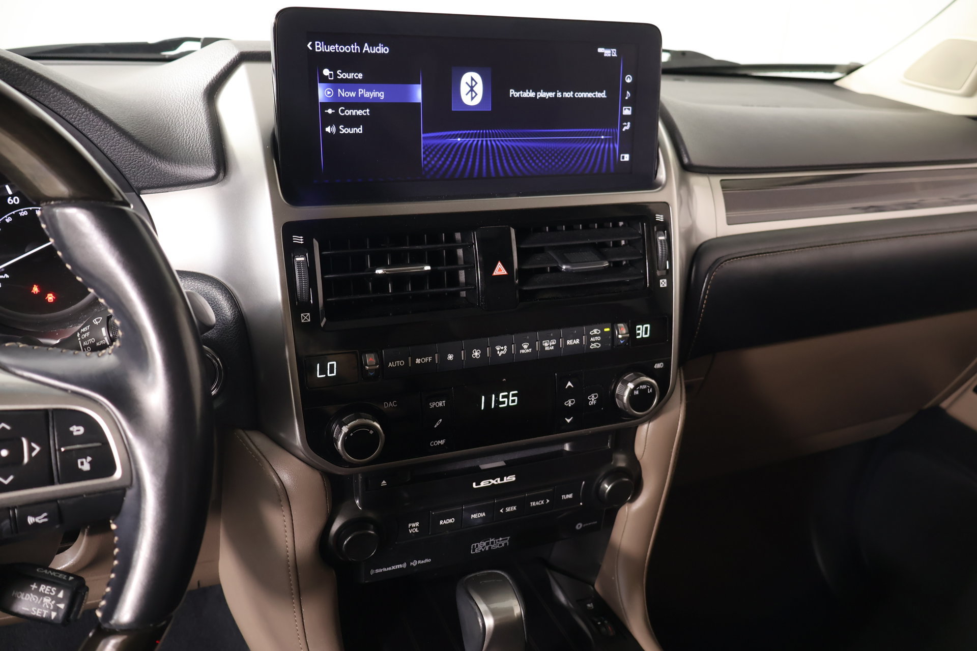 Used 2023 Lexus GX 460 Luxury w/ Accessory Package AWD/4WD image 5