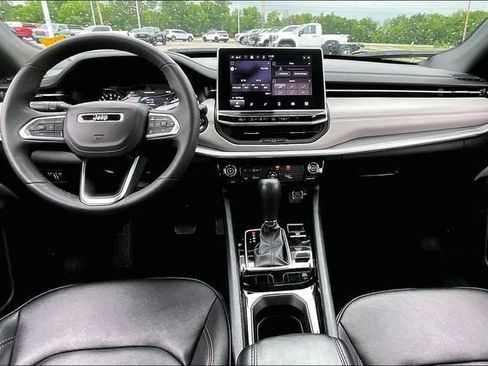Used 2024 Jeep Compass Limited AWD/4WD image 7