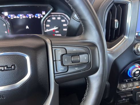 Used 2023 GMC Sierra 3500 Denali w/ Denali Ultimate Package AWD/4WD image 27