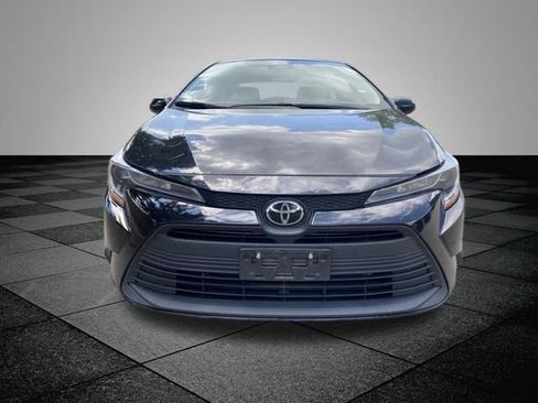 Used 2023 Toyota Corolla LE FWD image 7