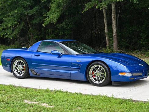 Used 2003 Chevrolet Corvette Z06 w/ Memory Package, 3 Drivers RWD image 14
