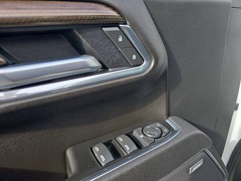 Used 2026 Chevrolet Silverado 1500 LT Trail Boss w/ Convenience Package II image 19