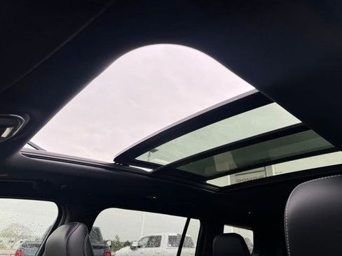 New 2026 Jeep Grand Cherokee L Limited AWD/4WD image 28