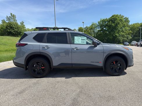 New 2026 Nissan Rogue SV w/ Rock Creek Premium Package AWD/4WD image 4