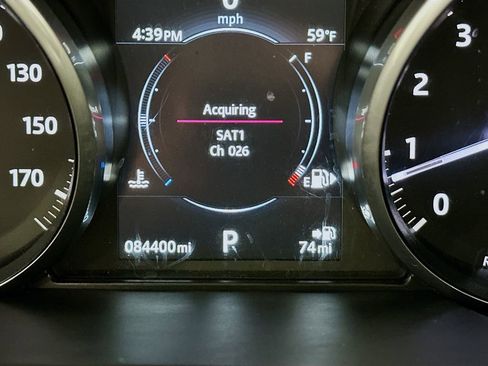 Used 2016 Land Rover Range Rover Sport HSE image 13