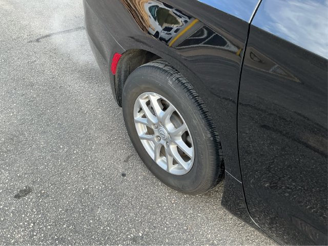 Used 2026 Chrysler Pacifica Select FWD image 18