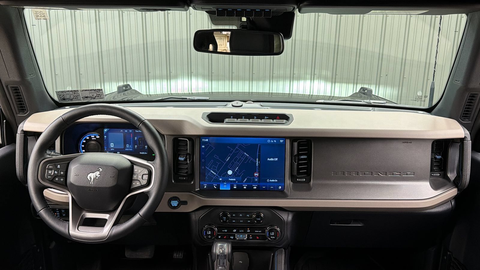 Used 2024 Ford Bronco Wildtrak AWD/4WD image 34