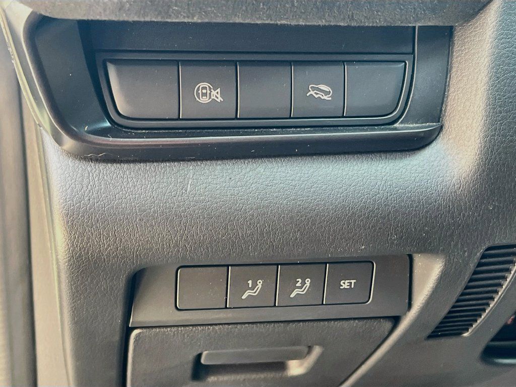 Used 2024 MAZDA CX-30 Carbon AWD/4WD image 10