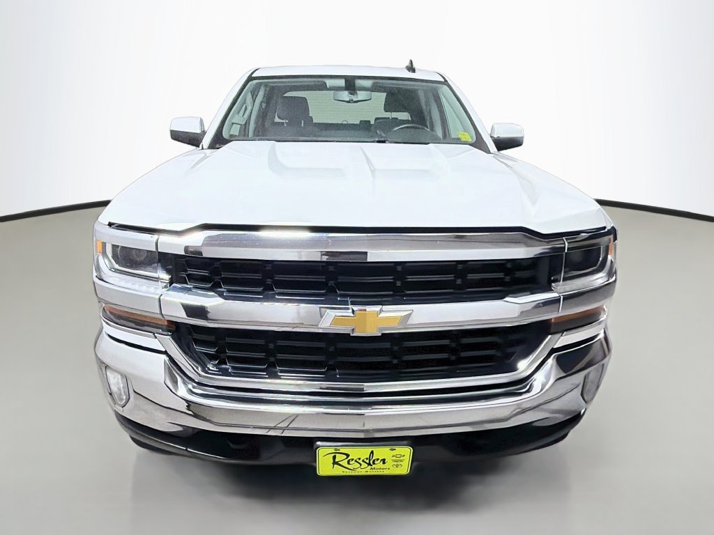 Used 2018 Chevrolet Silverado 1500 LT w/ All Star Edition AWD/4WD image 2
