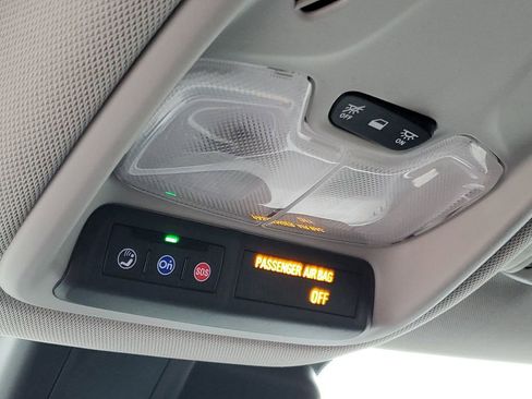 Used 2025 Chevrolet TrailBlazer LT image 22