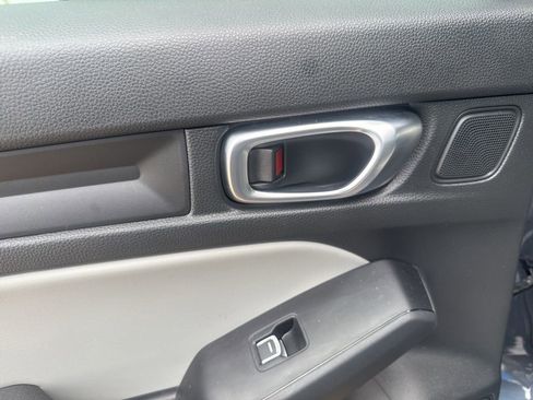 Certified 2025 Honda Civic Sport image 13