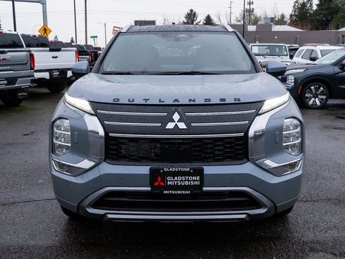 New 2026 Mitsubishi Outlander SEL image 2
