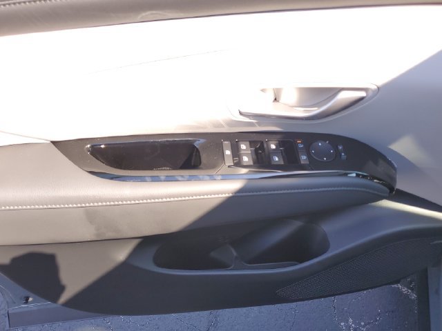 New 2026 Hyundai Tucson Limited FWD image 19
