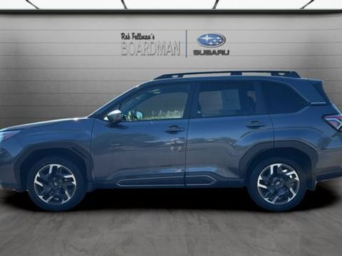 Used 2025 Subaru Forester Limited AWD/4WD image 9