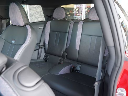 New 2026 MINI Cooper 2-Door Hardtop FWD image 8